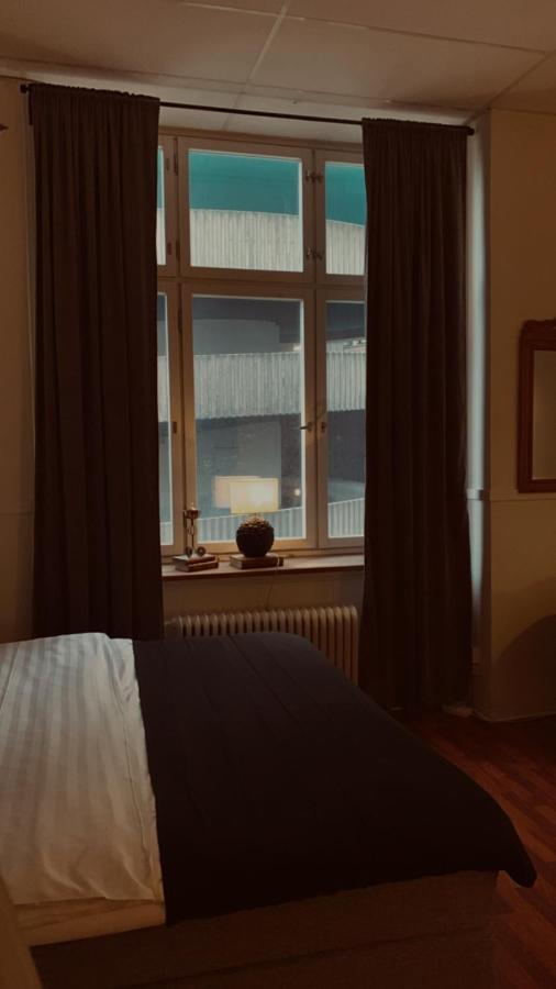 Best Guest Hotell Och Vandrarhem Норчёпинг Экстерьер фото